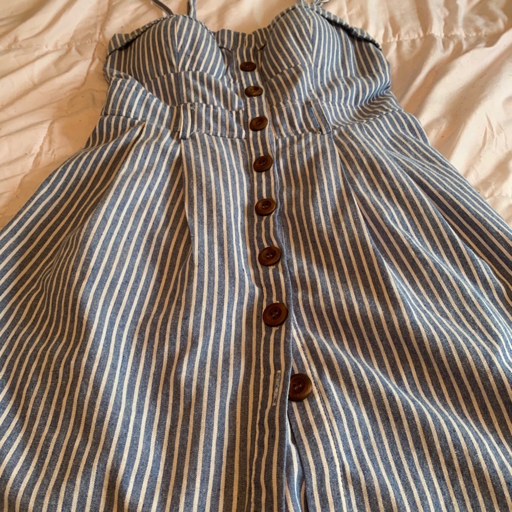 Summer dress - Picture 3 of 3